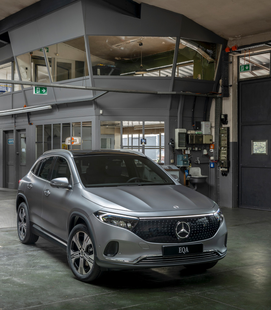 Mercedes-Benz EQA a EQB